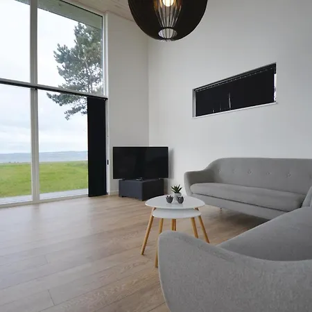 Three-bedroom In * Ebeltoft