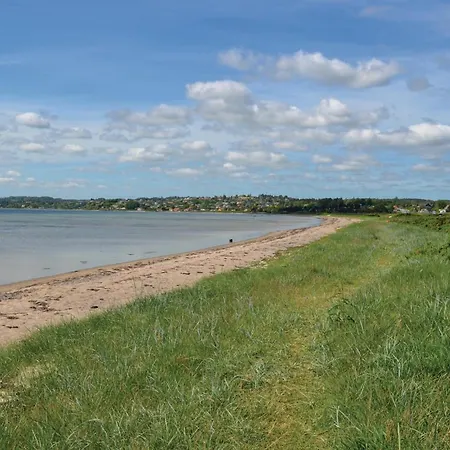 Feriehus Three-bedroom In