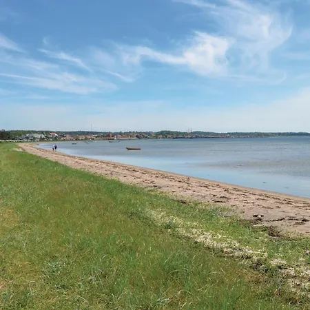 Feriehus Three-bedroom In *