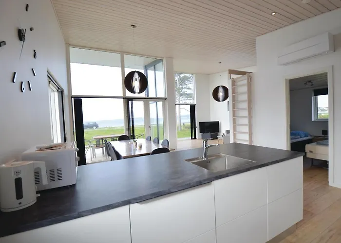Three-bedroom In Σπίτι διακοπών Ebeltoft